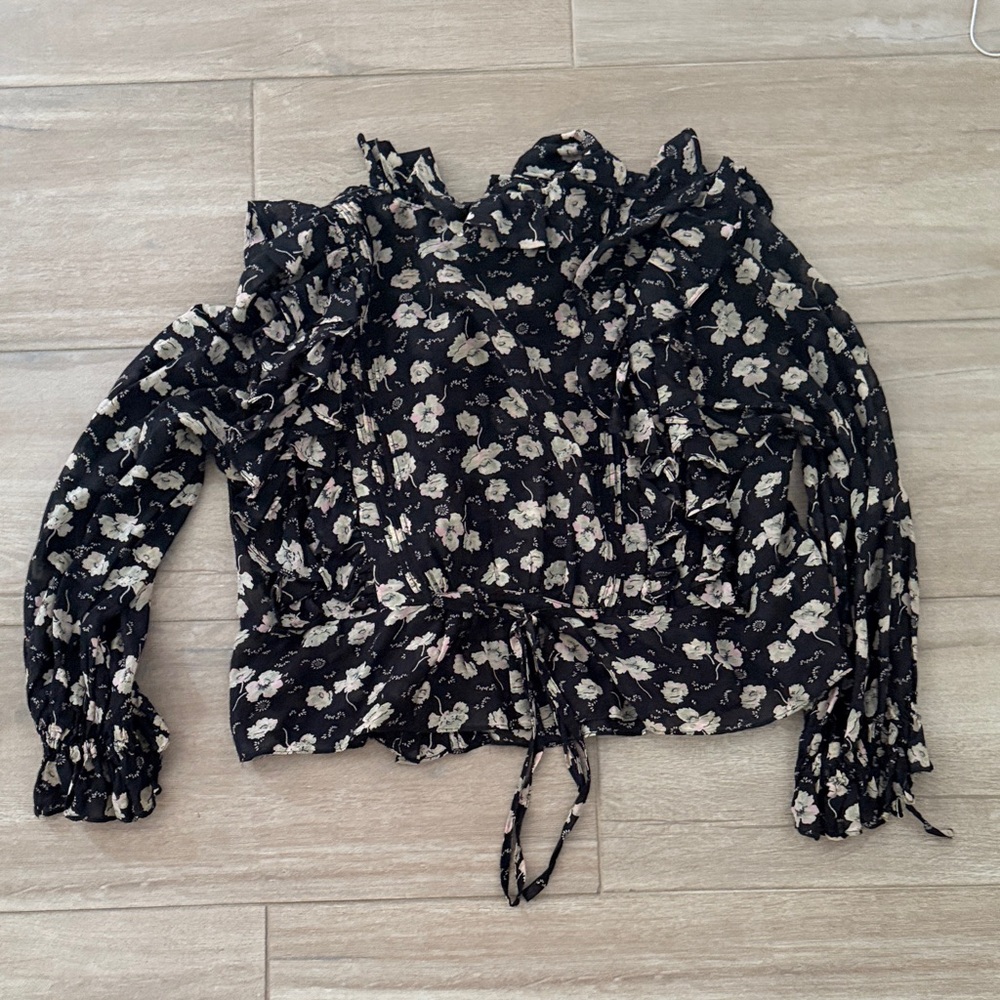 Doen Black Floral Ruffle Tie-Front Crop Top - Picture 4 of 5